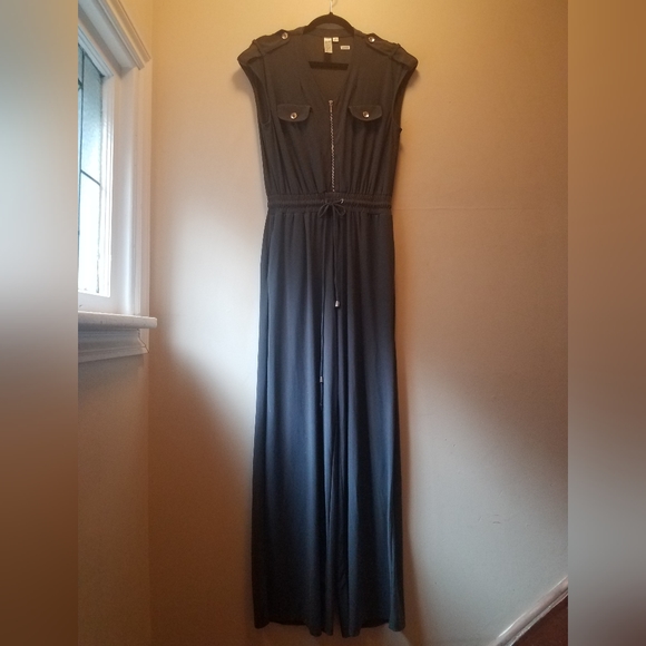 Emma & Michele grey jumpsuit, size medium. - Picture 1 of 3